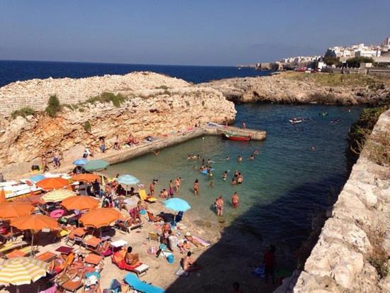Lungomare Modugno Apartment Polignano a Mare Luaran gambar