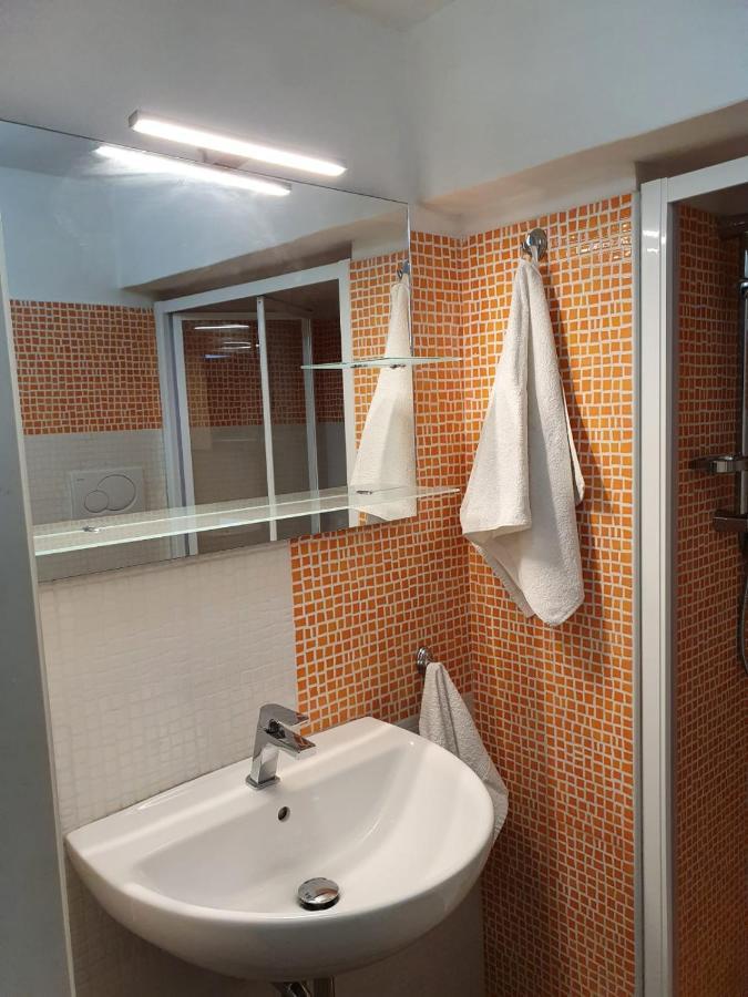 Lungomare Modugno Apartment Polignano a Mare Luaran gambar
