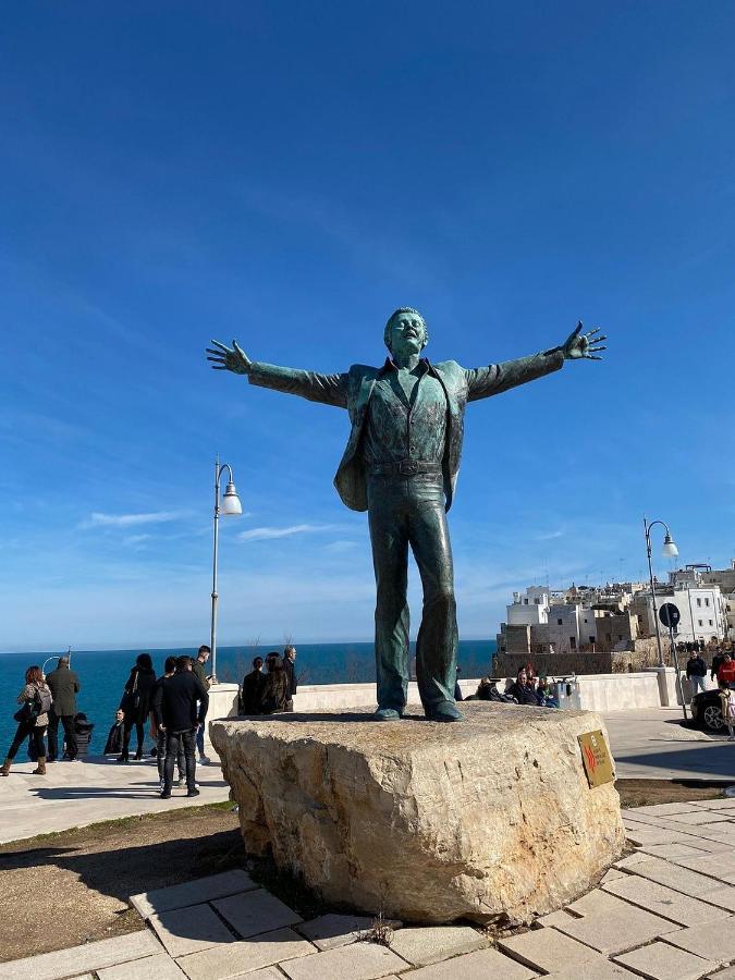 Lungomare Modugno Apartment Polignano a Mare Luaran gambar